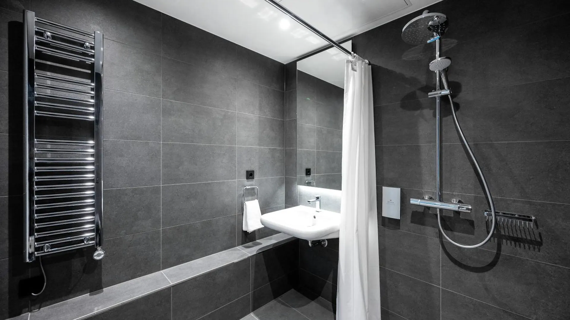 ****  Staycity Aparthotels Frankfurt Airport Frankfurt am Main Germany